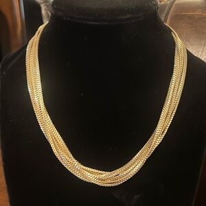Elegant Gold Chain Necklace
